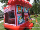 Side View of Hello Kitty Moonwalk